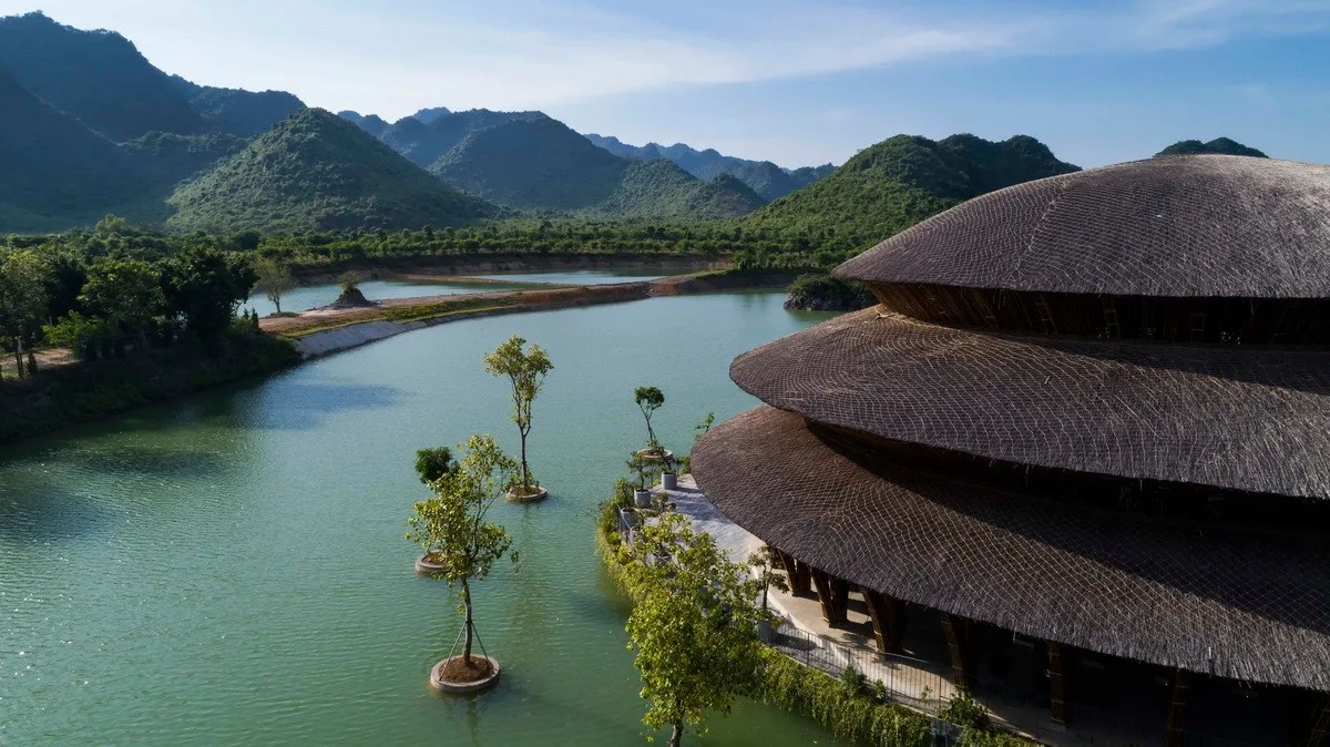 BIM建筑|维达纳受蕴餐厅，模块化竹制架构 / 武重义建筑事务所