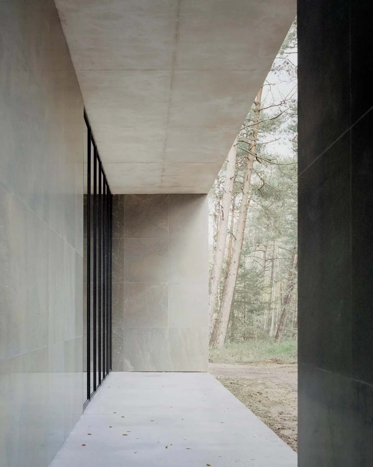 BIM建筑|荷兰受害者纪念堂“卢嫩馆”，消隐而平和 / KAAN Architecten