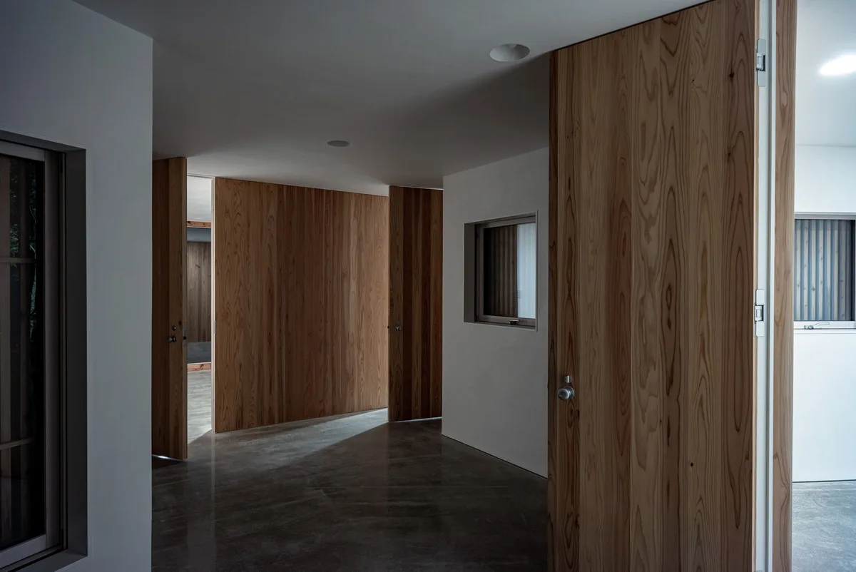 BIM建筑|北海道森林小屋，延伸的“触角” / Florian Busch Architects