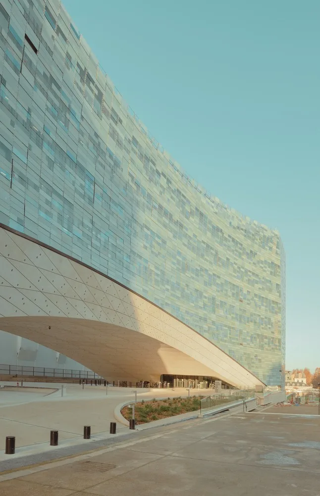 BIM建筑|挪威事务所Snøhetta将雪一般的建筑搬到了巴黎 | 世界报巴黎总部