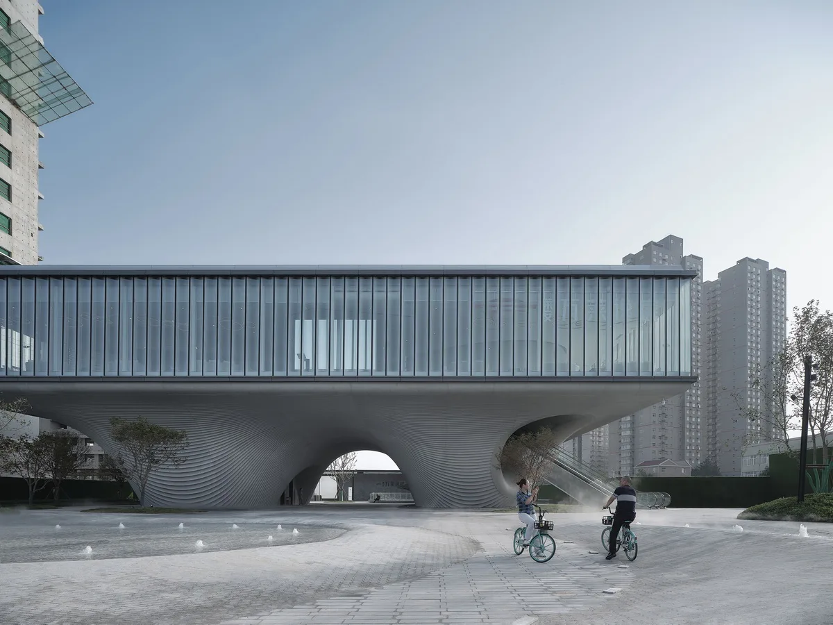 BIM建筑|漂浮之门——西安沣东新城莱安社区中心 / EID Architecture