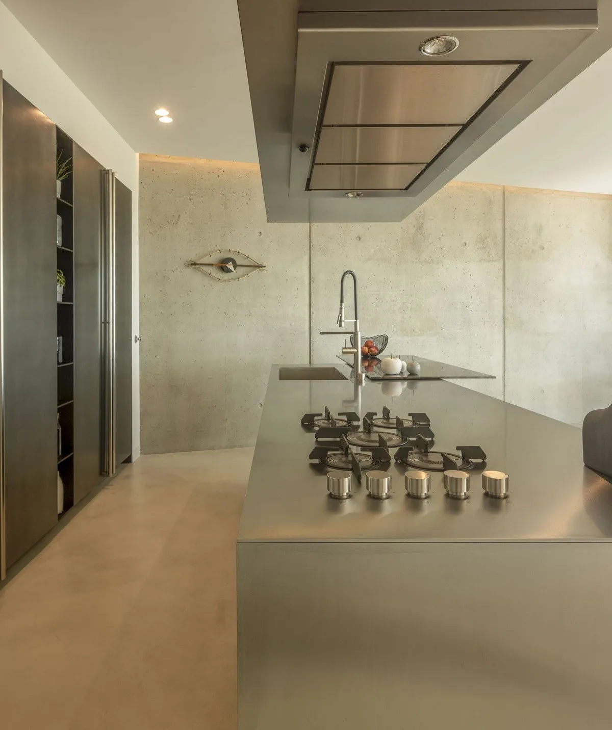 BIM建筑|葡萄牙 Dorfler 住宅，大胆而优雅的曲线 / Vitor Vilhena Arquitectura