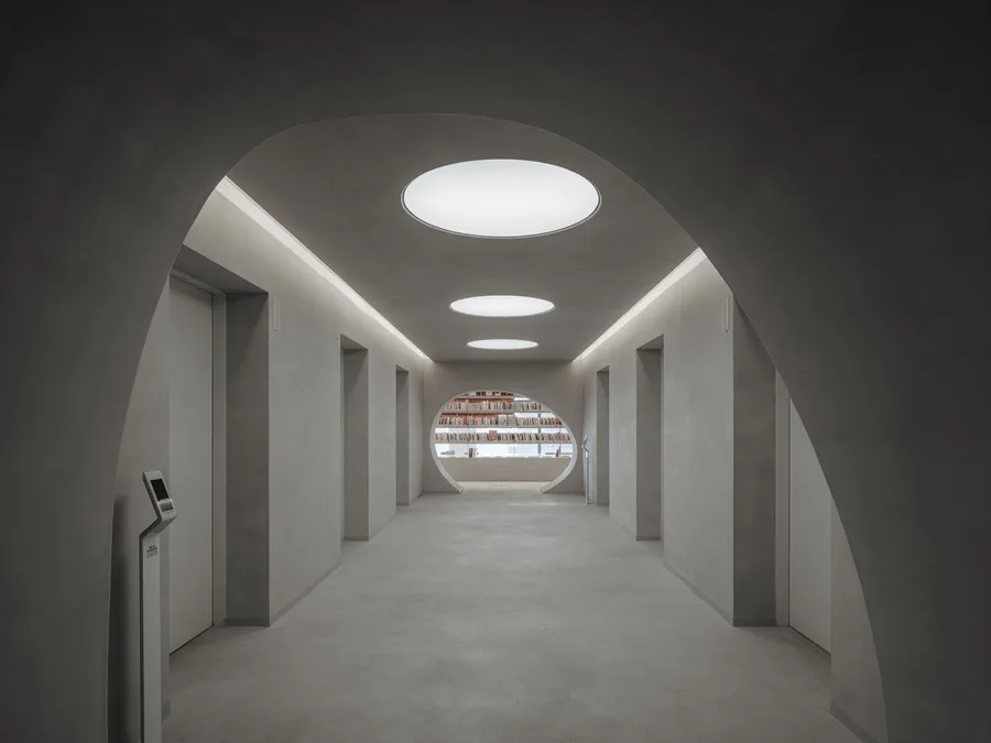 BIM建筑|朝彻书屋——一个抽象的港口城市 / Wutopia Lab