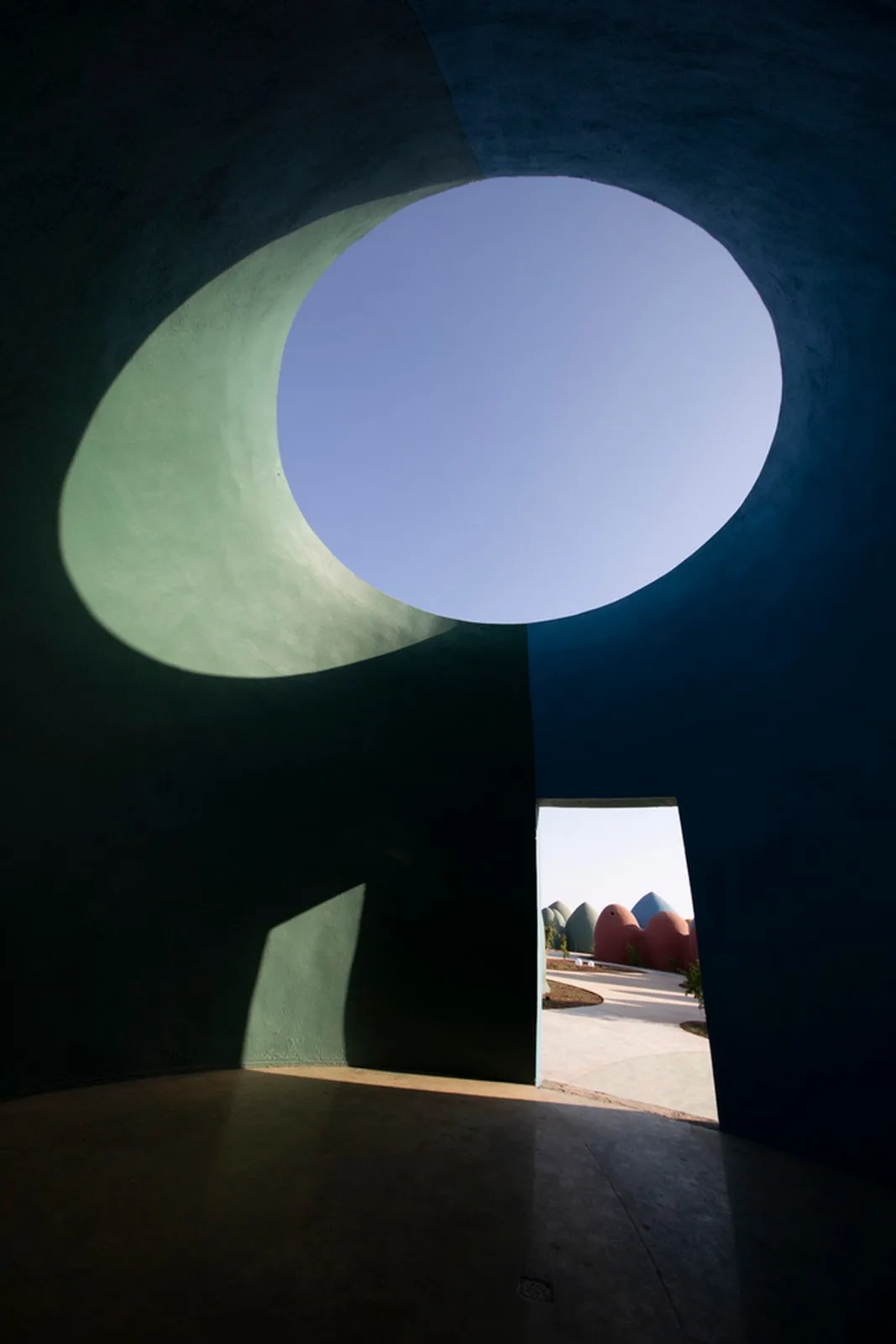 BIM建筑|霍尔木兹岛“存在感”系列：Majara居住区 / ZAV Architects