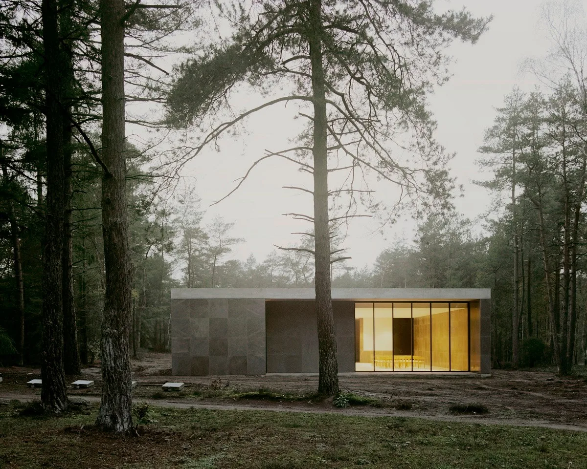BIM建筑|荷兰受害者纪念堂“卢嫩馆”，消隐而平和 / KAAN Architecten