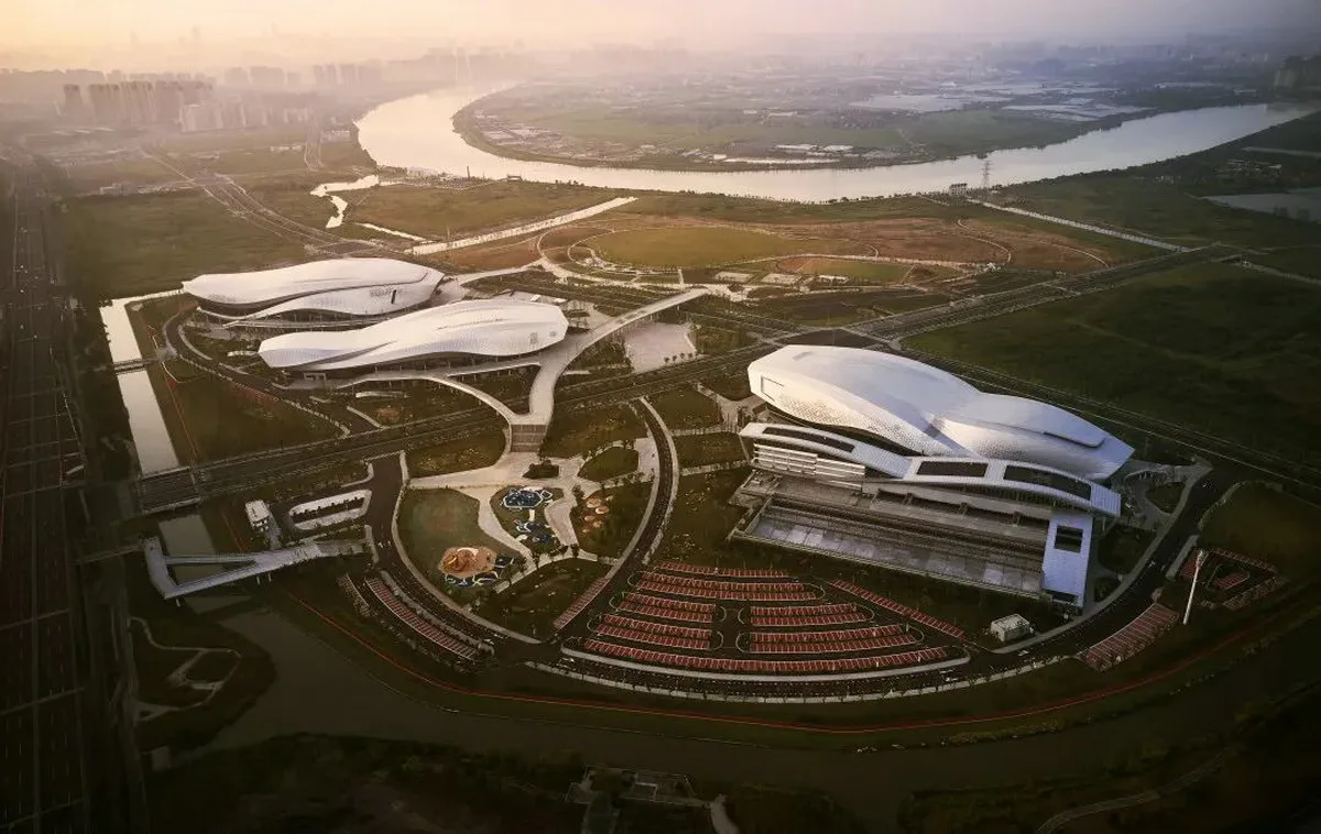 BIM建筑|宁波奥林匹克体育中心：运动空间的色彩美学 / CCDI卝智设计