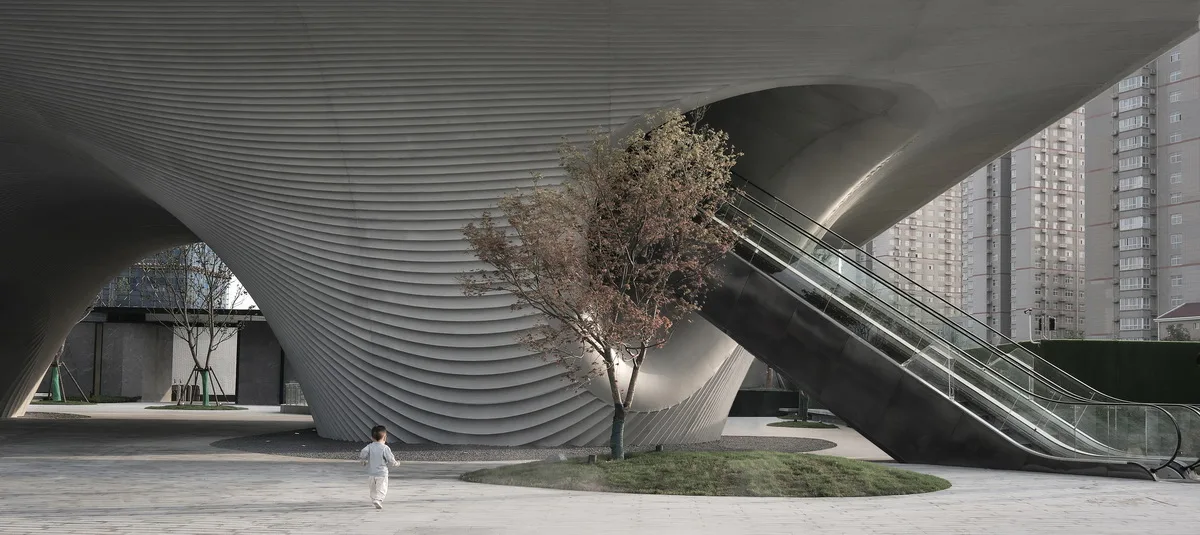 BIM建筑|漂浮之门——西安沣东新城莱安社区中心 / EID Architecture