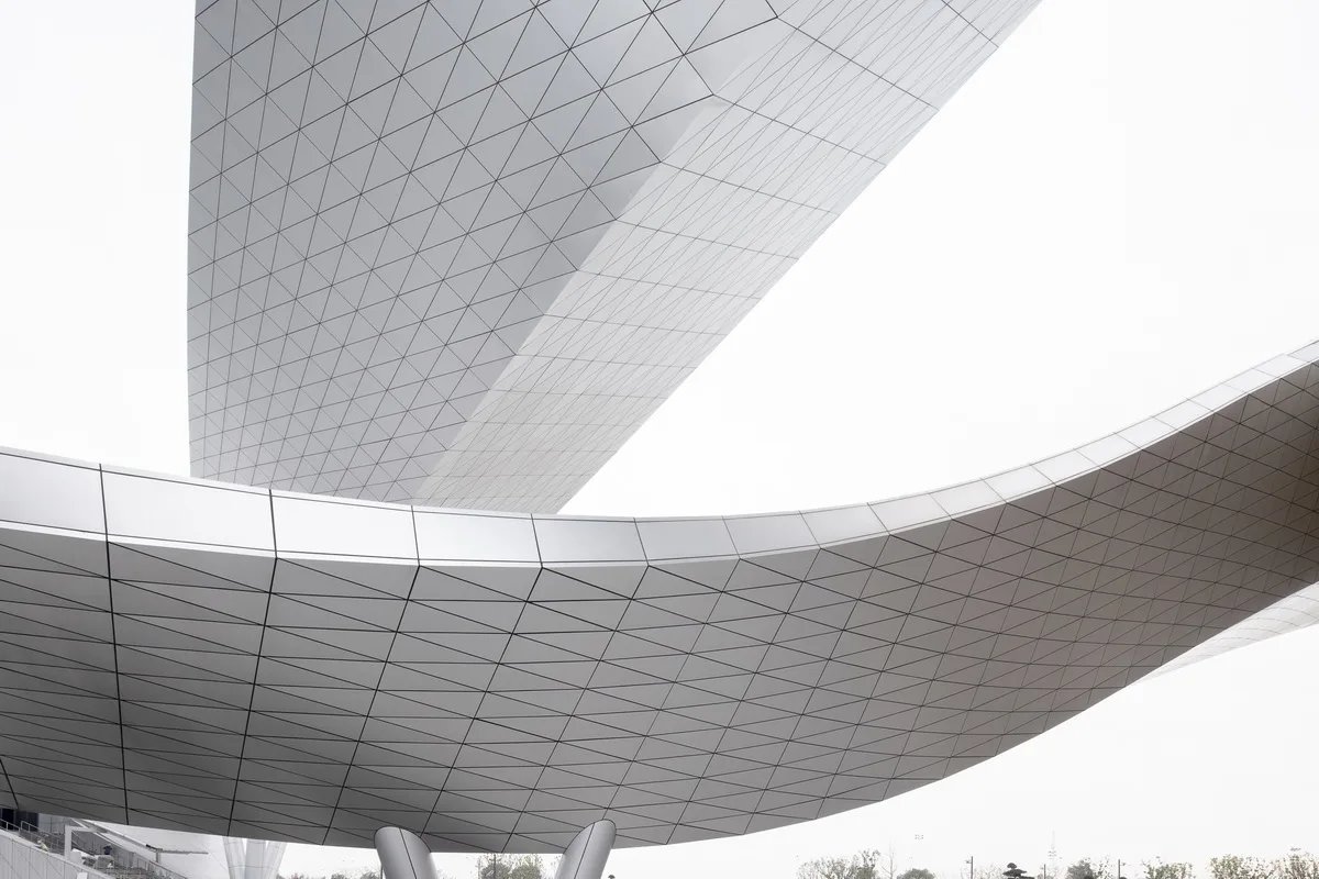 BIM建筑|苏州湾大剧院：太湖之畔的“飘带” / 克里斯蒂安·德·包赞巴克