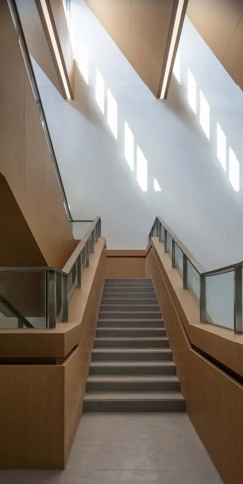 BIM建筑|华东师范大学第二附属中学前滩学校及冰厂田前滩幼儿园 / 致正建筑工作室+大正建筑事务所