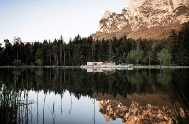 BIM建筑|意大利“建筑网络”设计湖滨游泳小屋-BIM建筑网