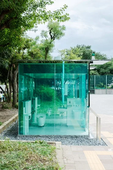 BIM建筑|坂茂在东京设计透明的公共厕所