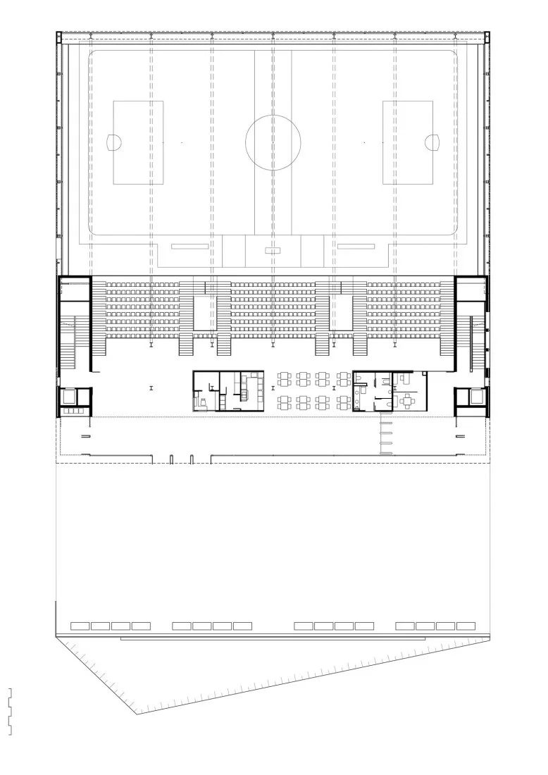BIM建筑|红砖石外墙的半地下体育场 | CAMP DEL FERRO 体育中心