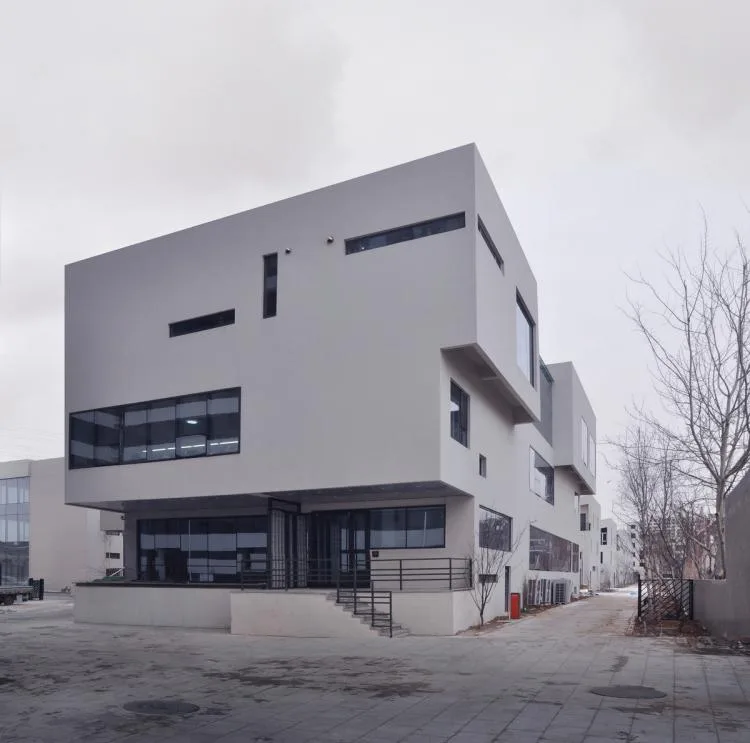 BIM建筑|夹缝中自然生长：中国.葫芦岛德邻堂产业楼设计实践 / DJ+建筑设计事务所