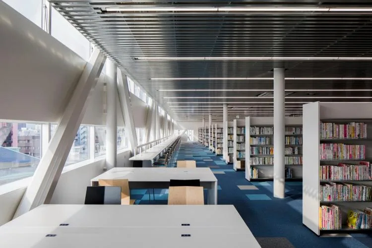 BIM建筑|Librio行桥：扭转与堆叠 / 三上建筑事务所