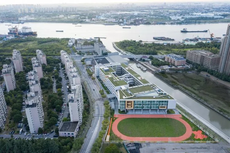 BIM建筑|秩序的启迪——上海市高安路第一小学华展校区 / 山水秀建筑事务所
