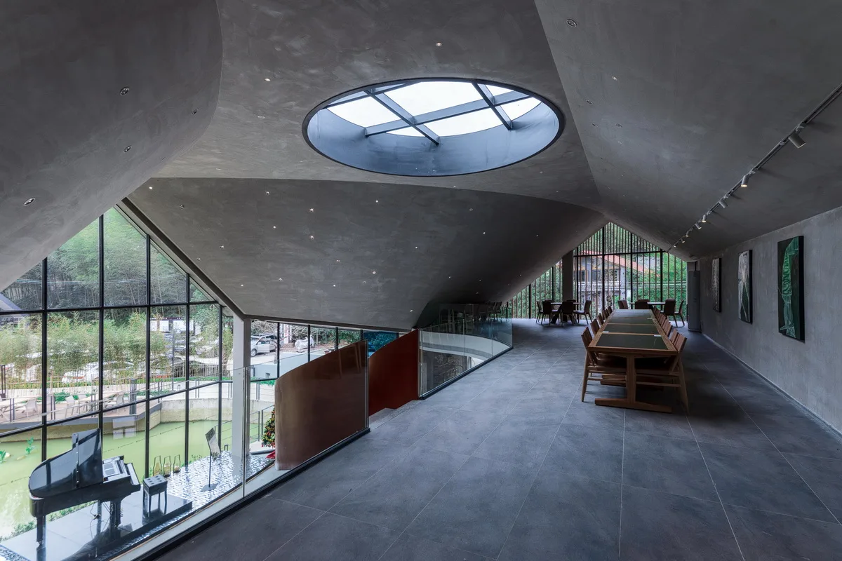 BIM建筑|南昆秘境艺术餐厅 / 城外建筑