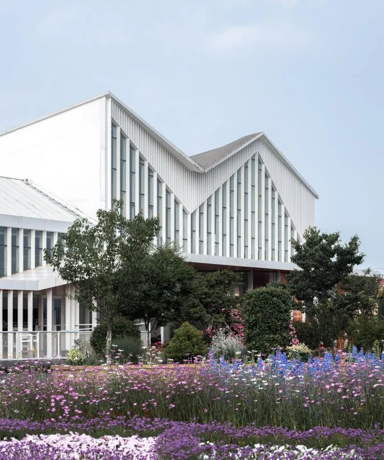 BIM建筑|园艺家旗舰店——世界花园大会花园中心 / 森上建筑设计