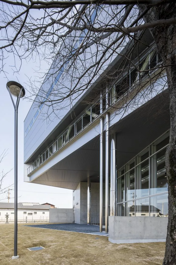 BIM建筑|Librio行桥：扭转与堆叠 / 三上建筑事务所