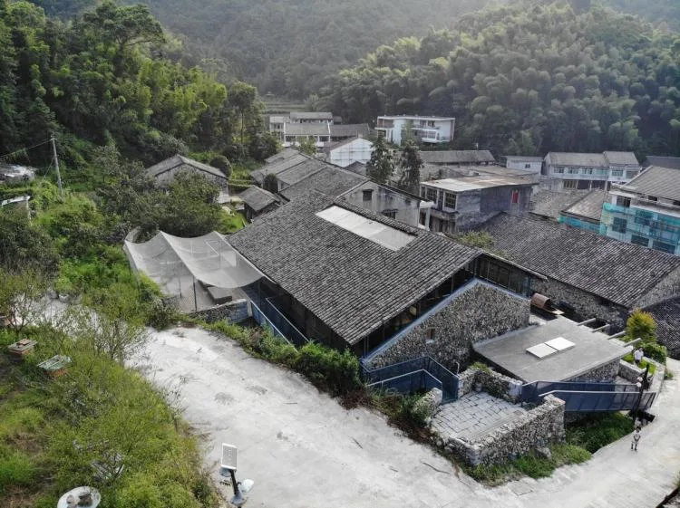 BIM建筑|小岙中通文化驿站：古朴村落中悠然而居 / 众生设计