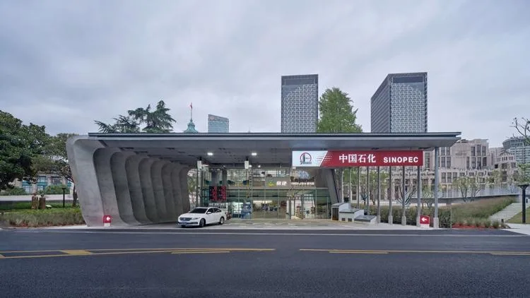 BIM建筑|上海苏州河中石化加油站改造 / 同济原作设计工作室