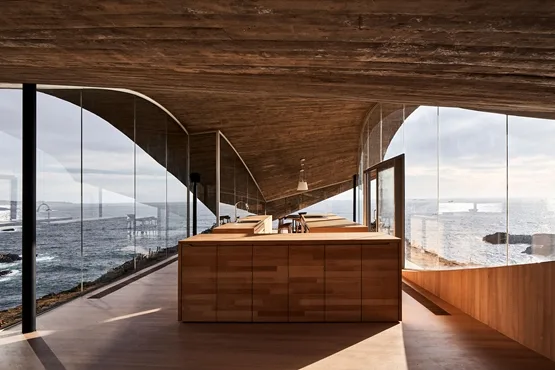 BIM建筑|西泽立卫在智利设计波浪状混凝土屋顶度假屋