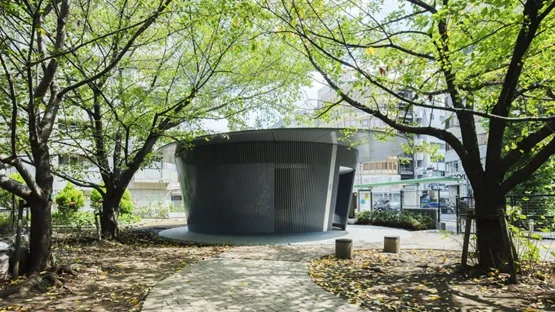 BIM建筑|安藤忠雄在东京建造樱花树环绕的公共厕所