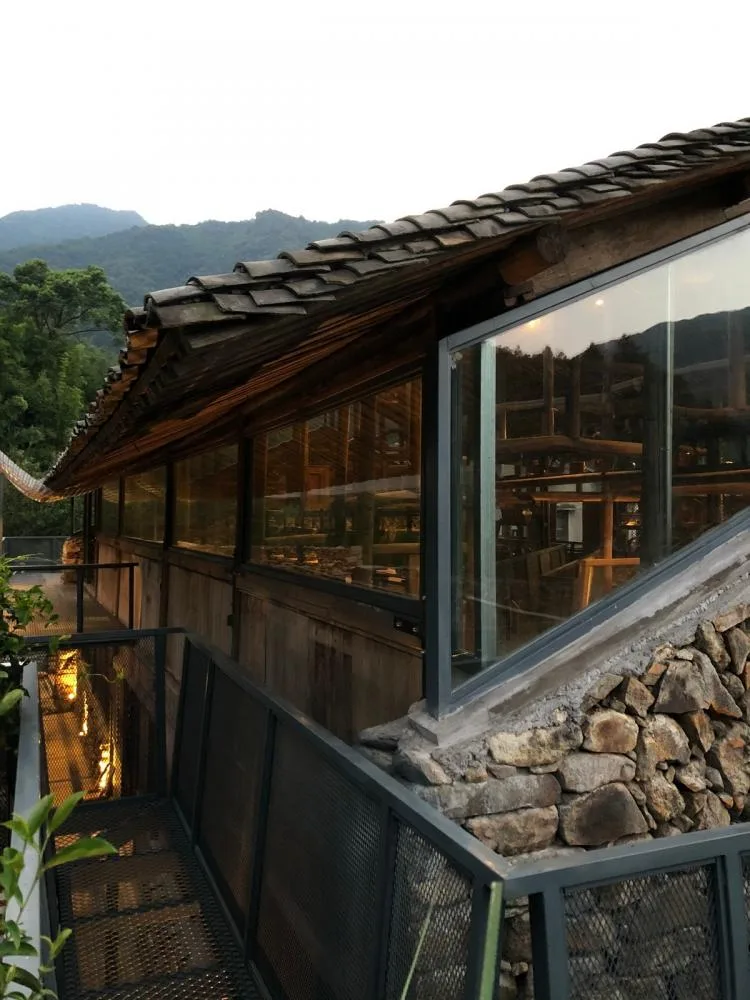 BIM建筑|小岙中通文化驿站：古朴村落中悠然而居 / 众生设计