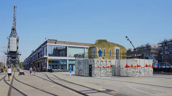 BIM建筑|休·布劳顿和皮尔斯设计金色火星充气屋