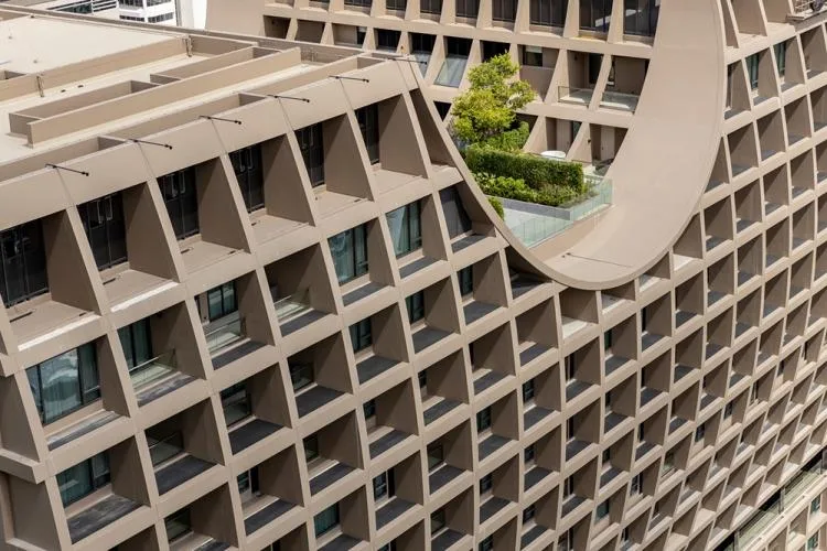BIM建筑|辛德霍恩凯宾斯基酒店，在城市绿地中“跳舞” / Plan Architect