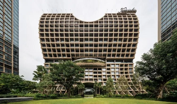 BIM建筑|辛德霍恩凯宾斯基酒店，在城市绿地中“跳舞” / Plan Architect