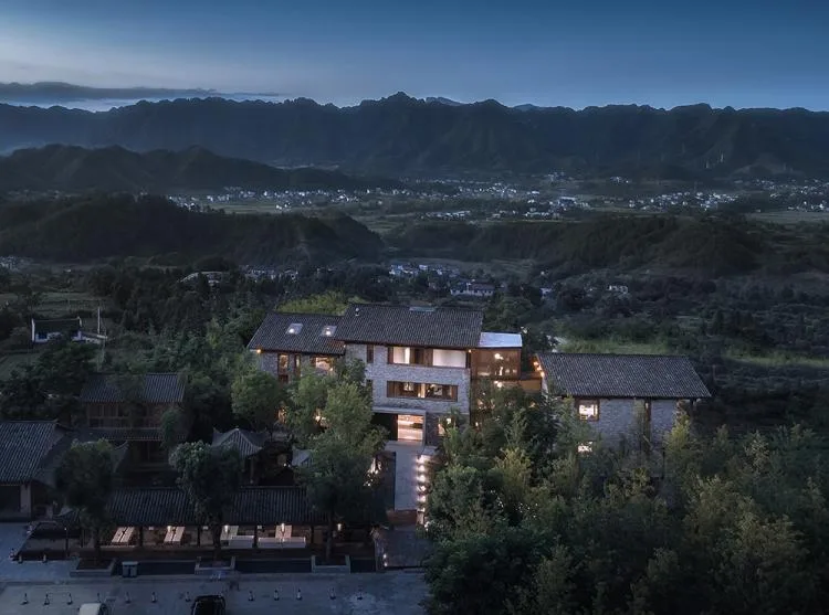BIM建筑|马儿山村·林语山房民宿酒店，湖南，张家界 / 尌林建筑设计事务所
