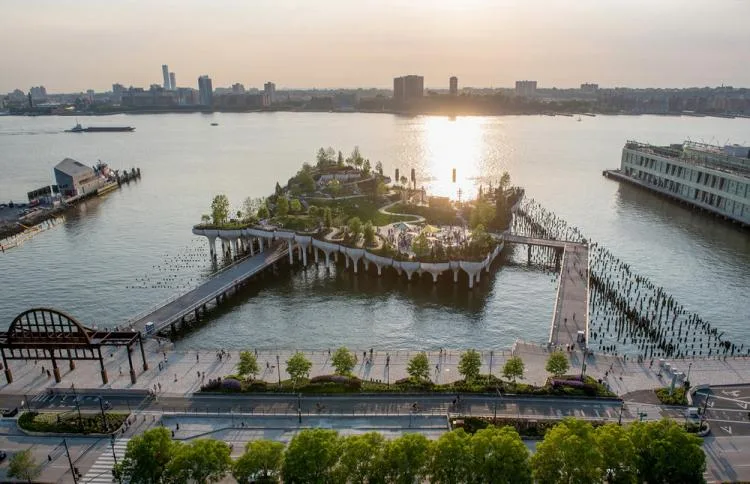 BIM建筑|鬼才建筑师Heatherwick新作：哈德逊河小岛公园/Heatherwick studio