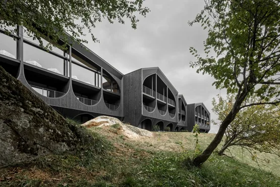 BIM建筑|彼得·皮克勒设计意大利阿尔卑斯山酒店