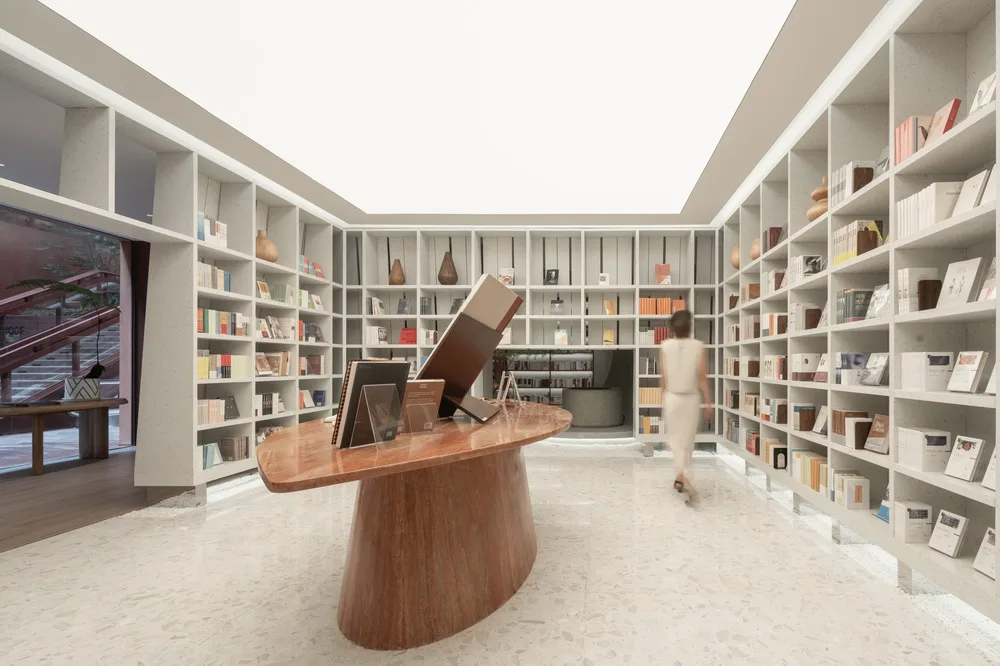BIM建筑|将大酉山和小酉山藏于让努维尔的红色街道中/Wutopia Lab·俞挺