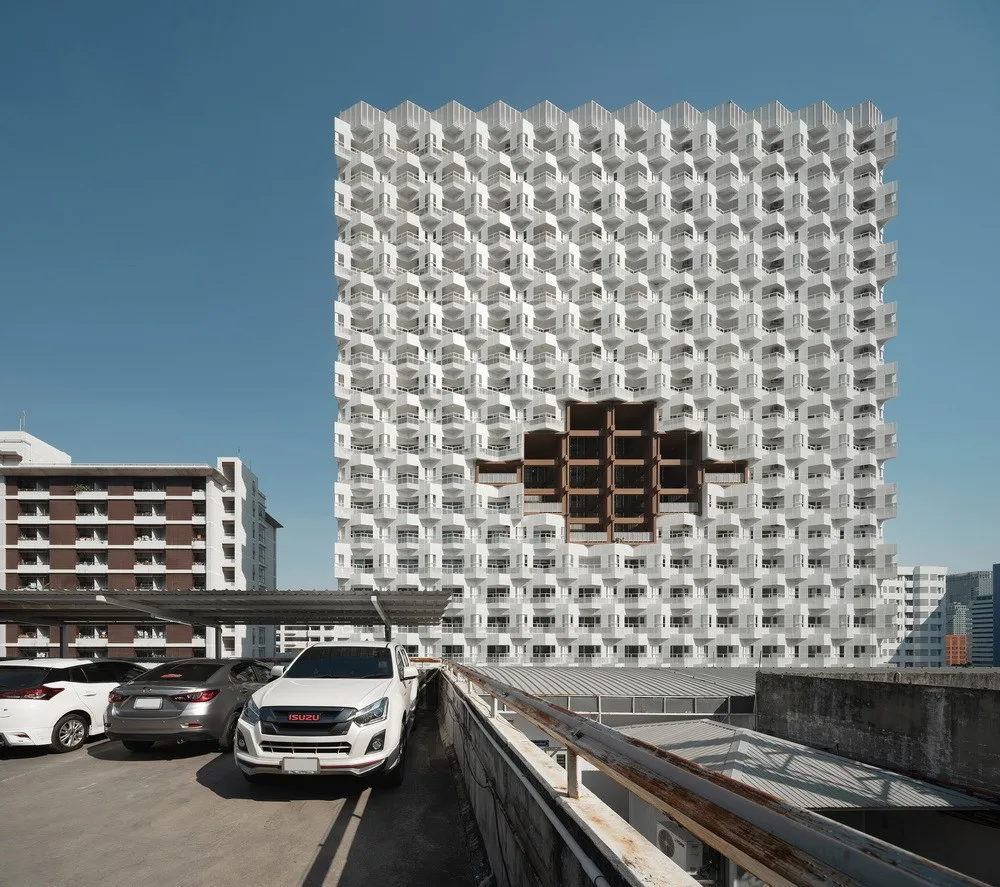 BIM建筑|白衣天使的架空中庭宿舍楼/Plan Architect