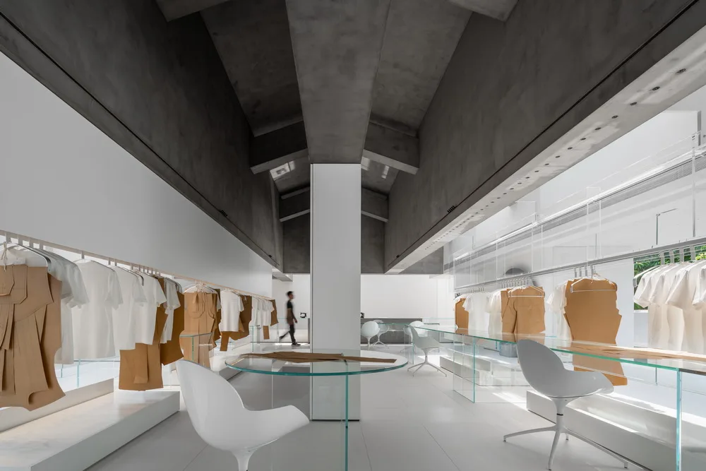 BIM建筑|白 · ZS Lab/东仓建设· 余霖