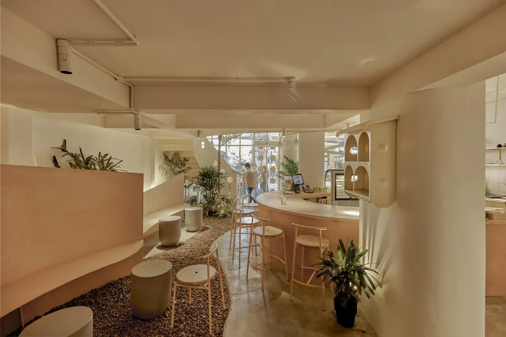 BIM建筑|越南鸟巢咖啡店/ Red5studio+Ben Decor