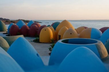 BIM建筑|扎夫工作室在霍尔木兹岛上创造圆顶文化度假地-BIM建筑网