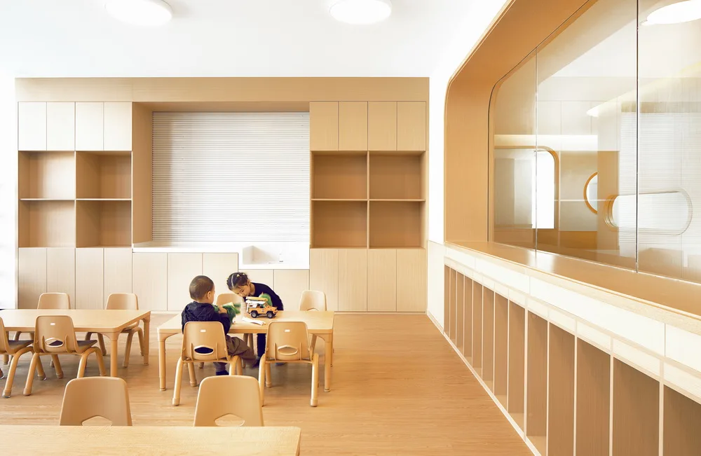 BIM建筑|极具分寸感的幼儿园空间：墨伊教育中心 / TOPOS DESIGN