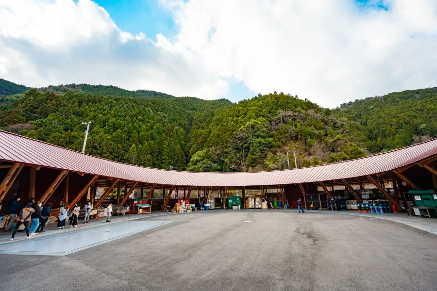 BIM建筑|WHY? Let us ask！零废物中心/Hiroshi Nakamura & NAP