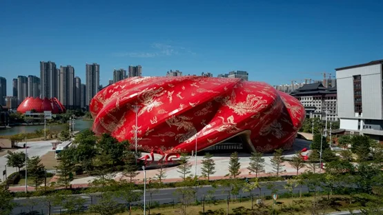 BIM建筑|史蒂芬·奇尔顿设计“纹身”广州剧院