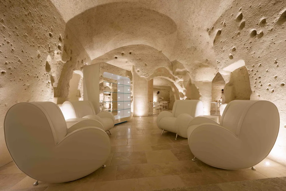 BIM建筑|Aquatio 洞穴酒店与水疗中心 / Simone Micheli