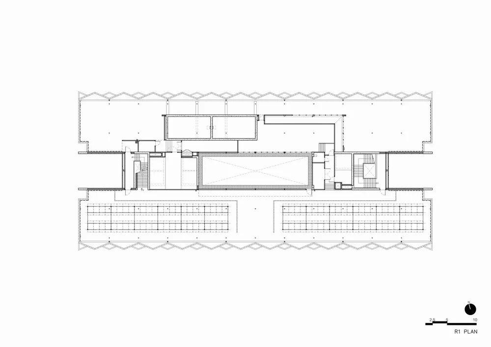BIM建筑|白衣天使的架空中庭宿舍楼/Plan Architect