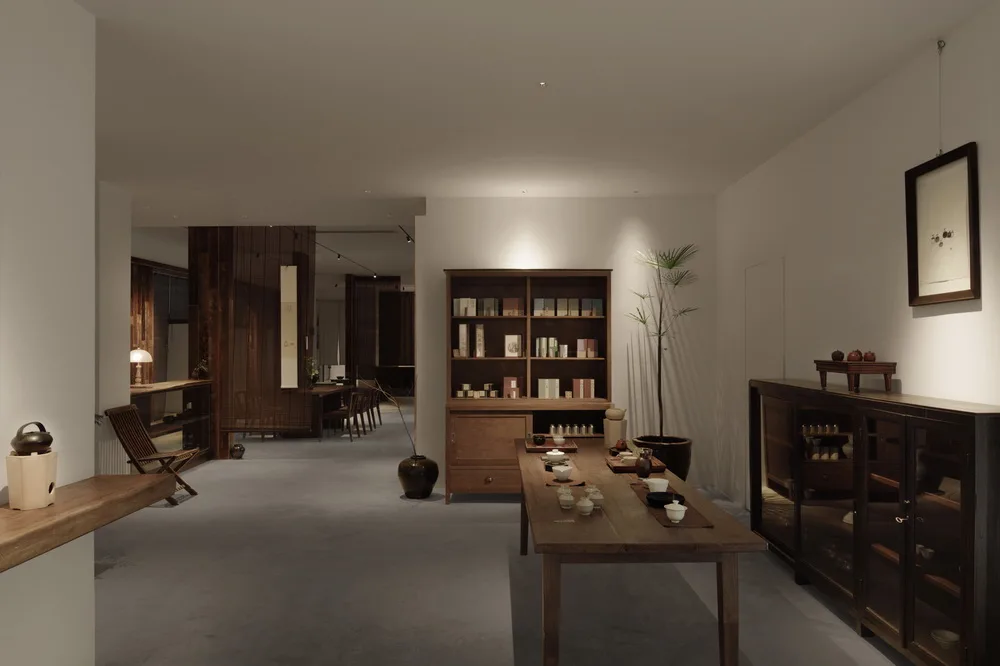 BIM建筑|在成都城中安放一片山林，是以不知春斋茶宿/ 时地建筑