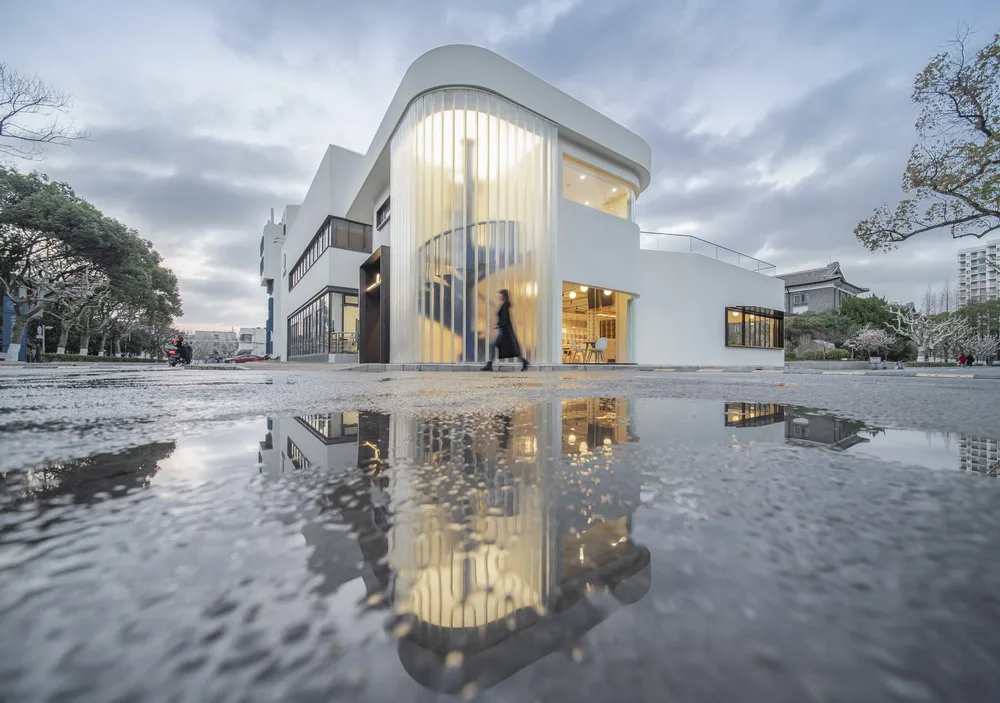 BIM建筑|华东理工大学陇上书店建筑更新—光与记忆的场所重塑/畎亩建筑