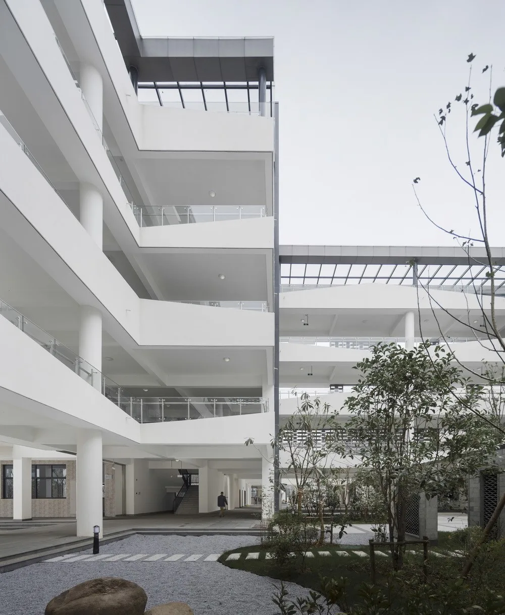 BIM建筑|重构“江南书院”：苏州高新区第四中学/中衡设计