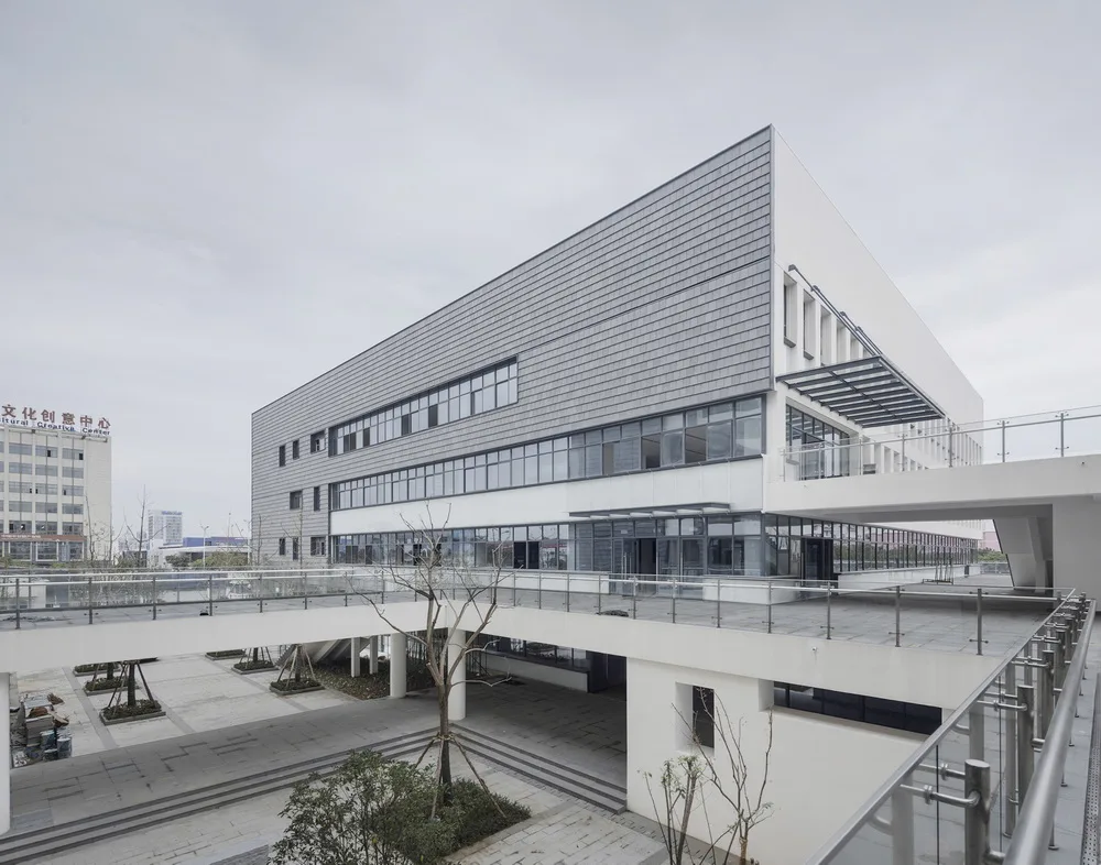 BIM建筑|重构“江南书院”：苏州高新区第四中学/中衡设计