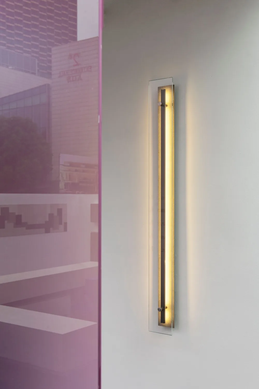 BIM建筑|将至上主义绘画转译成三维空间：层岩叠影展厅/朴居设计研究室