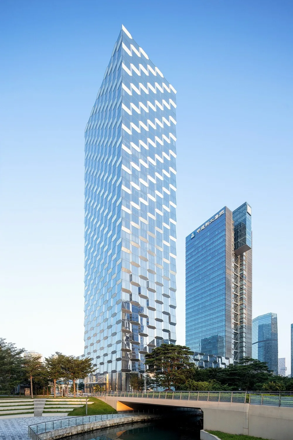 BIM建筑| 喜之郎总部大厦/筑博设计
