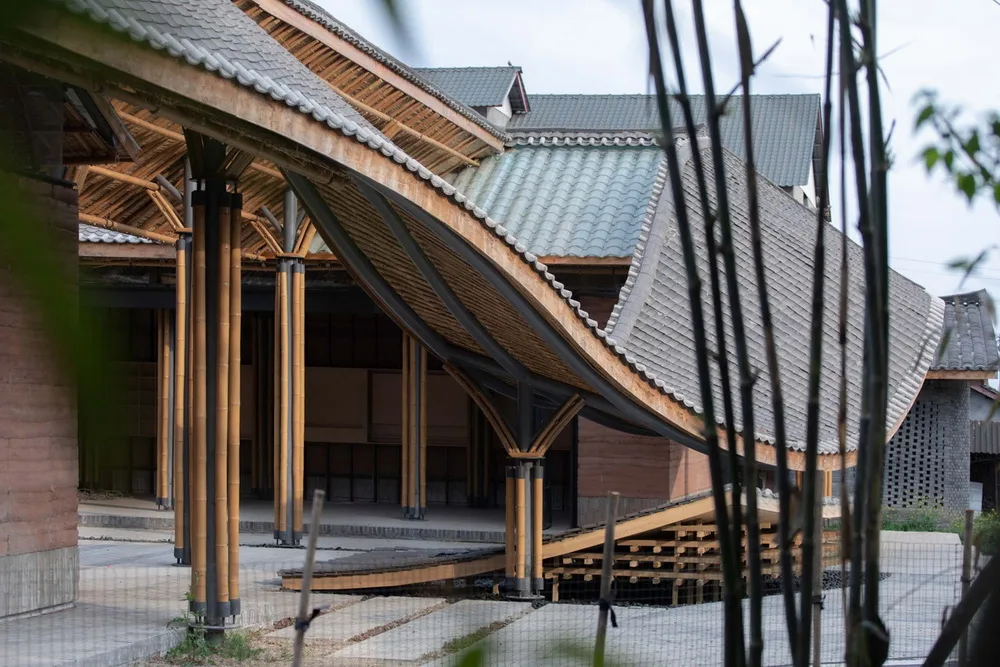 BIM建筑|成都金堂圆觉寺村村民中心 / 在行建筑